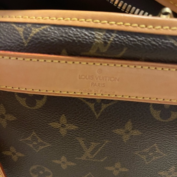 Authentic Louis Vuitton Monogram Pet Carrier - Picture 4 of 11
